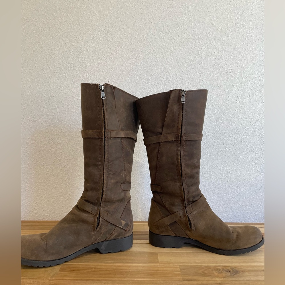 Teva | Brown De La Vina 1003011 Leather Side Zip Mid-Calf Riding Boots Size 8 - Picture 7 of 11